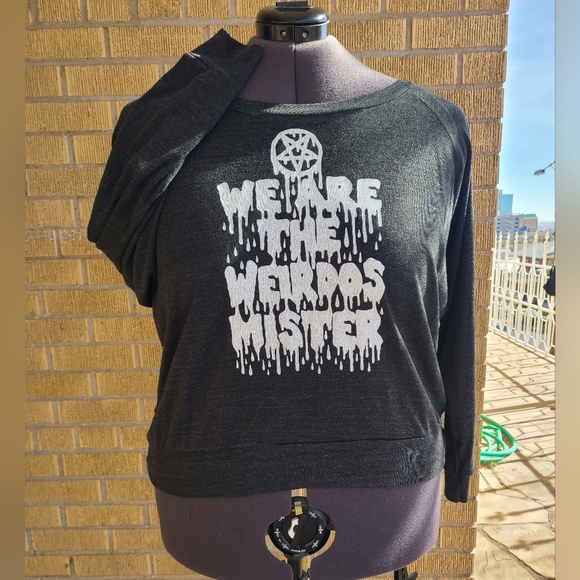 We are the weirdos mister Raglan crop top Plus size LARGE - Picture 1 of 4